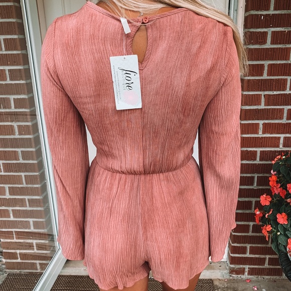 NWT Sage Romper - Picture 3 of 4